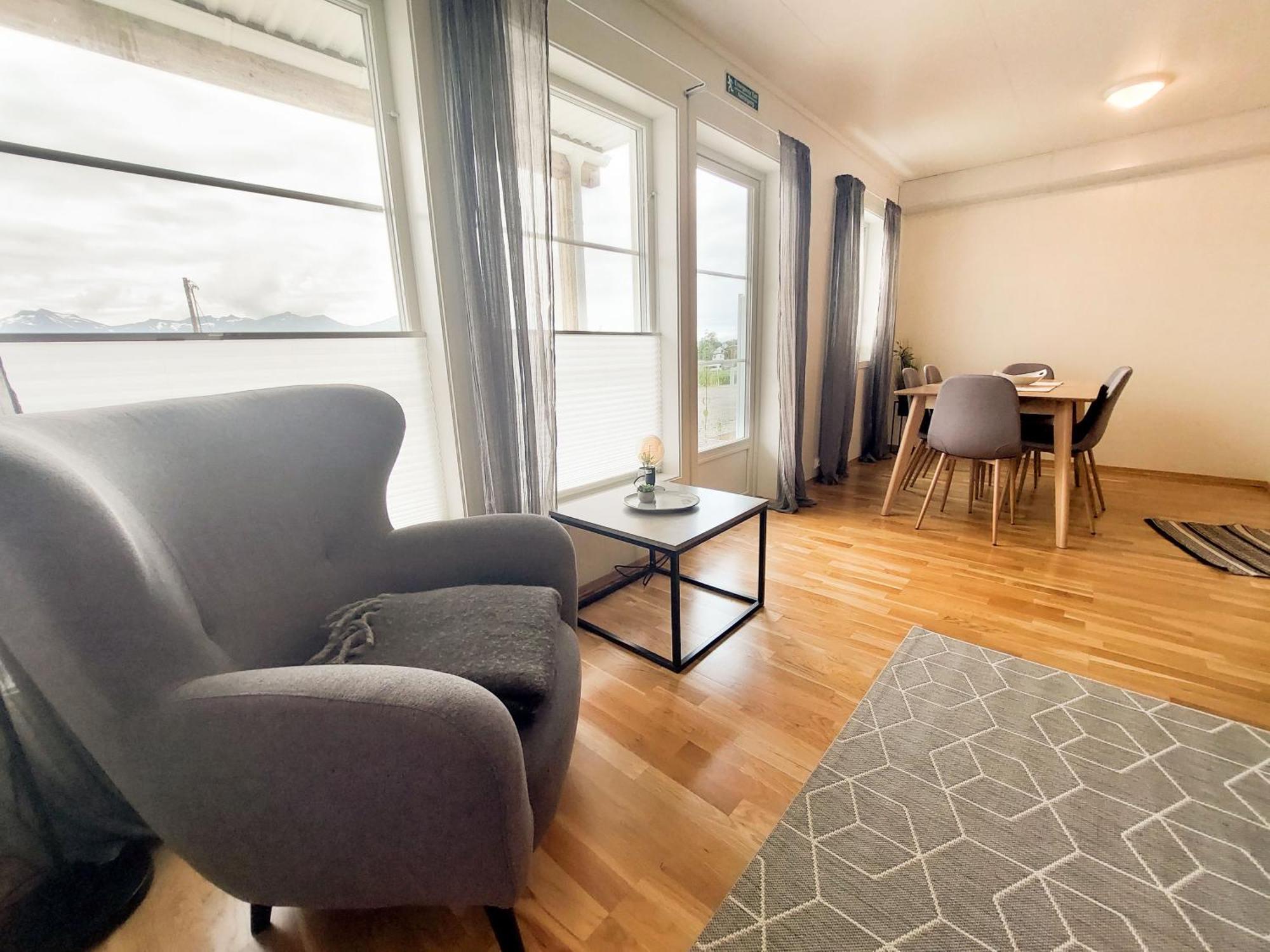 Destination Senja - Skaland Apartment ภายนอก รูปภาพ